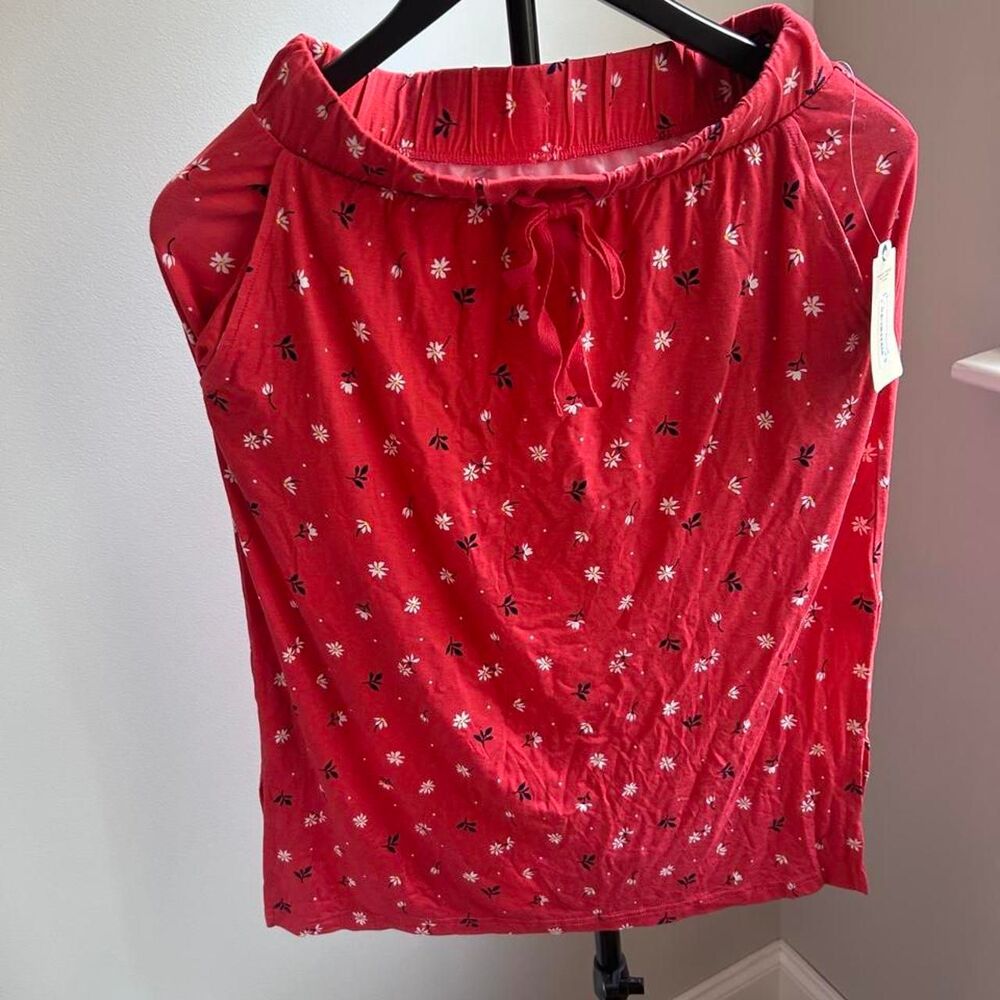 NWT St Johns Bay Women's Red and Pink Skirt